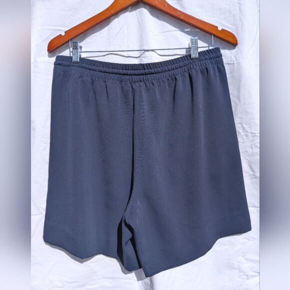 EUC St. John Navy Blue Knit Loose Fit Drawstring Activewear Bermuda Shorts M - Picture 2 of 16